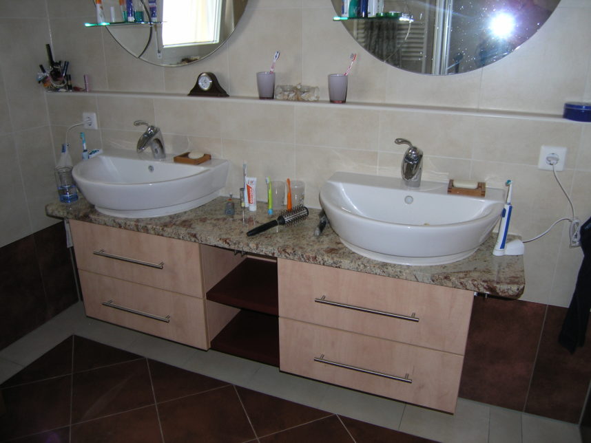 schöne Badschränke unter bestehende Waschtischplatte