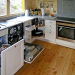 Landhaus Küche mit top modernen Geräten