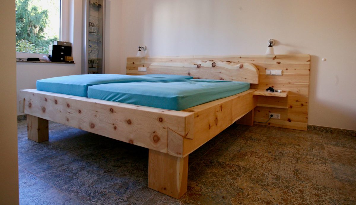 Zirbenholz für Schlafzimmer | Bett